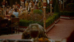 extant_GameOfThrones_4x02-TheLionAndTheRose_4058