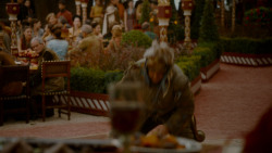 extant_GameOfThrones_4x02-TheLionAndTheRose_4059