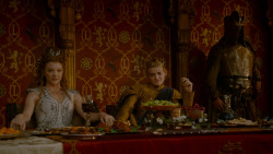 extant_GameOfThrones_4x02-TheLionAndTheRose_4062