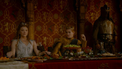 extant_GameOfThrones_4x02-TheLionAndTheRose_4067