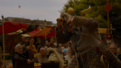 extant_GameOfThrones_4x02-TheLionAndTheRose_4083