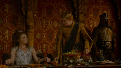 extant_GameOfThrones_4x02-TheLionAndTheRose_4100
