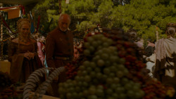 extant_GameOfThrones_4x02-TheLionAndTheRose_4112