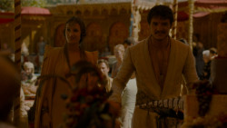 extant_GameOfThrones_4x02-TheLionAndTheRose_4115