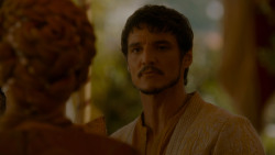 extant_GameOfThrones_4x02-TheLionAndTheRose_4130