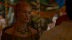 extant_GameOfThrones_4x02-TheLionAndTheRose_4177