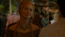 extant_GameOfThrones_4x02-TheLionAndTheRose_4187