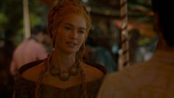 extant_GameOfThrones_4x02-TheLionAndTheRose_4196