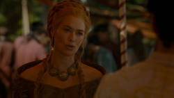 extant_GameOfThrones_4x02-TheLionAndTheRose_4198