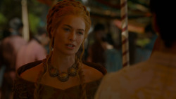 extant_GameOfThrones_4x02-TheLionAndTheRose_4199