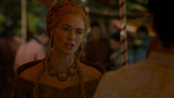 extant_GameOfThrones_4x02-TheLionAndTheRose_4200