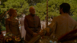 extant_GameOfThrones_4x02-TheLionAndTheRose_4209