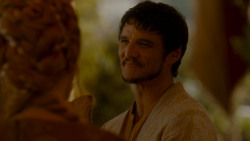 extant_GameOfThrones_4x02-TheLionAndTheRose_4215