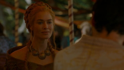 extant_GameOfThrones_4x02-TheLionAndTheRose_4262