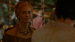 extant_GameOfThrones_4x02-TheLionAndTheRose_4264