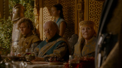 extant_GameOfThrones_4x02-TheLionAndTheRose_4289