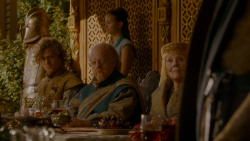 extant_GameOfThrones_4x02-TheLionAndTheRose_4290