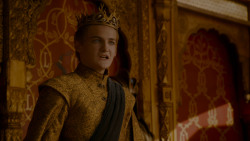 extant_GameOfThrones_4x02-TheLionAndTheRose_4312