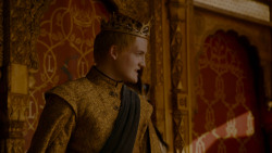 extant_GameOfThrones_4x02-TheLionAndTheRose_4320