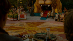 extant_GameOfThrones_4x02-TheLionAndTheRose_4324