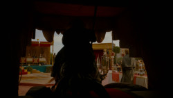 extant_GameOfThrones_4x02-TheLionAndTheRose_4339
