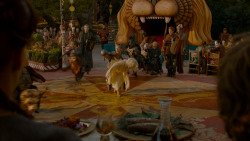 extant_GameOfThrones_4x02-TheLionAndTheRose_4345