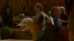 extant_GameOfThrones_4x02-TheLionAndTheRose_4351