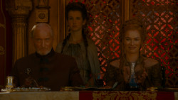 extant_GameOfThrones_4x02-TheLionAndTheRose_4358