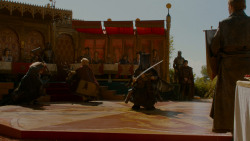 extant_GameOfThrones_4x02-TheLionAndTheRose_4363