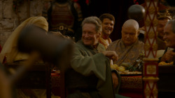 extant_GameOfThrones_4x02-TheLionAndTheRose_4370