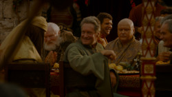 extant_GameOfThrones_4x02-TheLionAndTheRose_4371