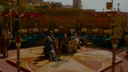 extant_GameOfThrones_4x02-TheLionAndTheRose_4389