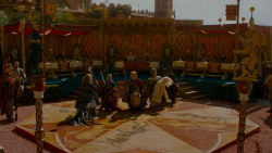 extant_GameOfThrones_4x02-TheLionAndTheRose_4390