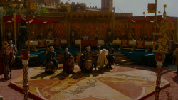 extant_GameOfThrones_4x02-TheLionAndTheRose_4394