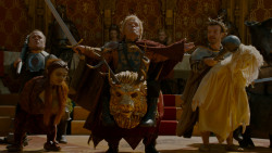 extant_GameOfThrones_4x02-TheLionAndTheRose_4397