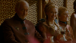 extant_GameOfThrones_4x02-TheLionAndTheRose_4425