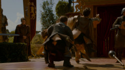 extant_GameOfThrones_4x02-TheLionAndTheRose_4429