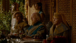 extant_GameOfThrones_4x02-TheLionAndTheRose_4432