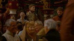 extant_GameOfThrones_4x02-TheLionAndTheRose_4437