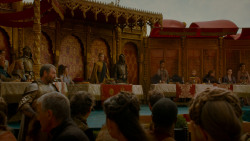 extant_GameOfThrones_4x02-TheLionAndTheRose_4443