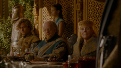 extant_GameOfThrones_4x02-TheLionAndTheRose_4452