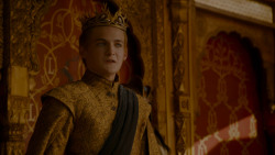 extant_GameOfThrones_4x02-TheLionAndTheRose_4475