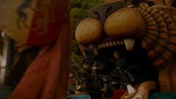 extant_GameOfThrones_4x02-TheLionAndTheRose_4504