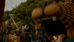 extant_GameOfThrones_4x02-TheLionAndTheRose_4505