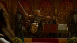 extant_GameOfThrones_4x02-TheLionAndTheRose_4528