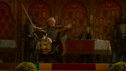 extant_GameOfThrones_4x02-TheLionAndTheRose_4529