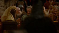 extant_GameOfThrones_4x02-TheLionAndTheRose_4531