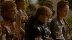 extant_GameOfThrones_4x02-TheLionAndTheRose_4541