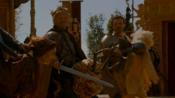 extant_GameOfThrones_4x02-TheLionAndTheRose_4564