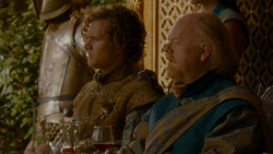 extant_GameOfThrones_4x02-TheLionAndTheRose_4570